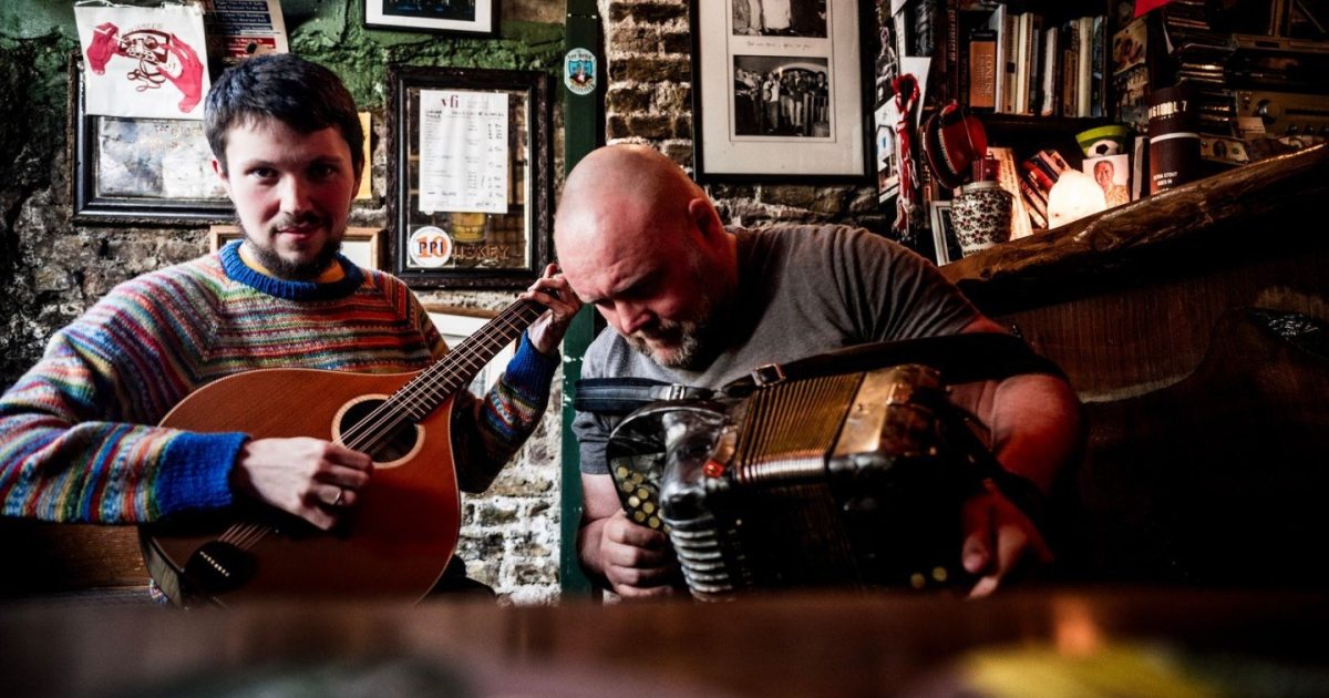 rootZclub: David Munnelly & Macdara Ó Faolá (IE)